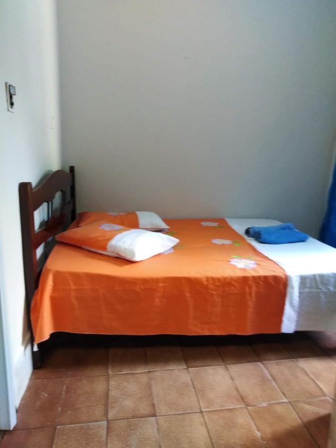 Hostel Familiar ซัลวาดอร์ ภายนอก รูปภาพ