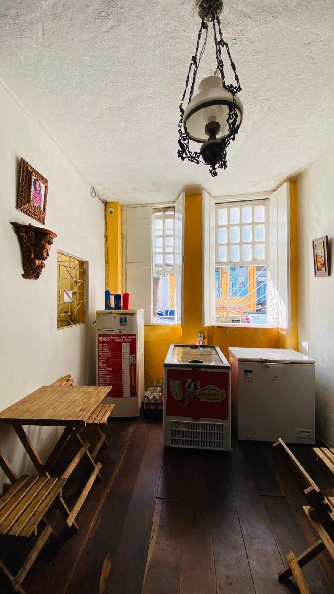 Hostel Familiar ซัลวาดอร์ ภายนอก รูปภาพ